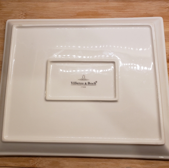 Villeroy and Boch Winter Bakery Delight Small Cake Plate - Picture 9 of 11